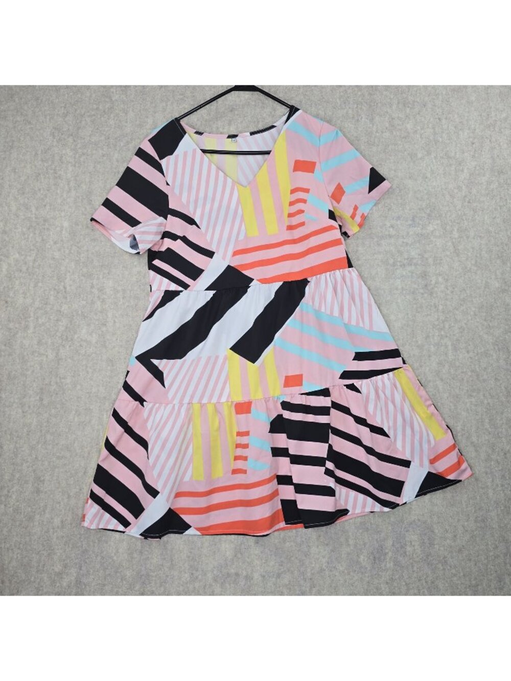 Colorful Geometric Patterned Short Sleeve Dress M